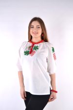 ПРИХОВАНА. Красива жіноча вишиванка штапель