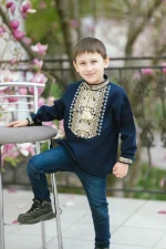 Вишиванка для хлопчиків "Франт" з темно-синього домотканого полотна - Зображення 4